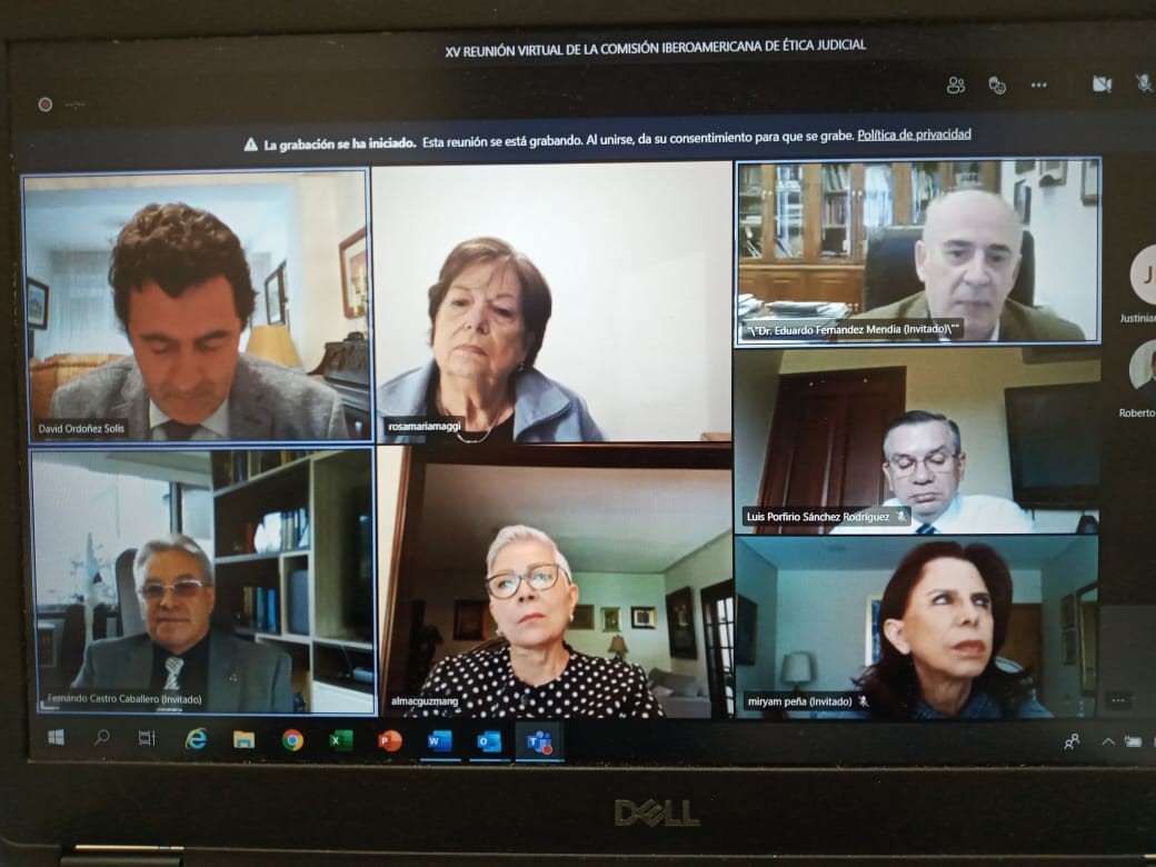 Premios de Ensayos 2021 sobre el Código Iberoamericano de Ética Judicial (Secreto profesional)